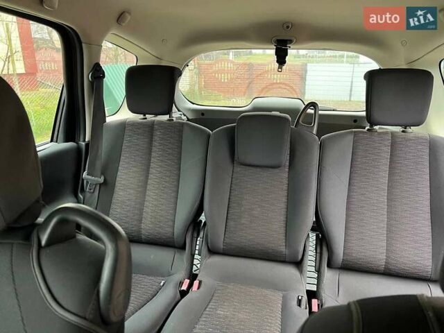 Серый Рено Сценик, объемом двигателя 1.9 л и пробегом 170 тыс. км за 5300 $, фото 9 на Automoto.ua