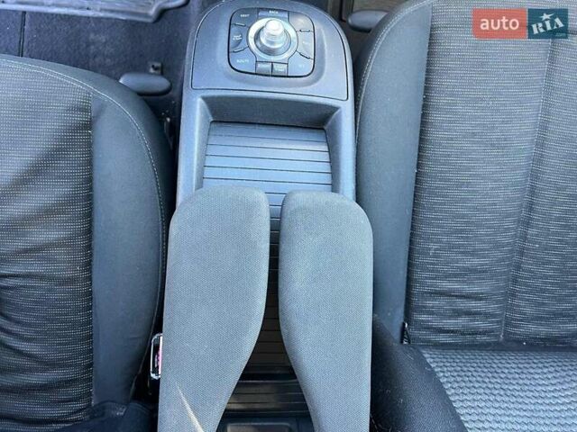 Серый Рено Сценик, объемом двигателя 2 л и пробегом 286 тыс. км за 5790 $, фото 34 на Automoto.ua