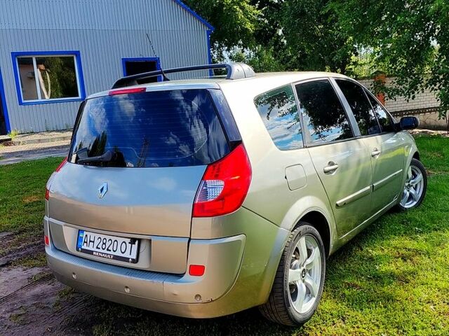 Серый Рено Сценик, объемом двигателя 2 л и пробегом 0 тыс. км за 5200 $, фото 2 на Automoto.ua