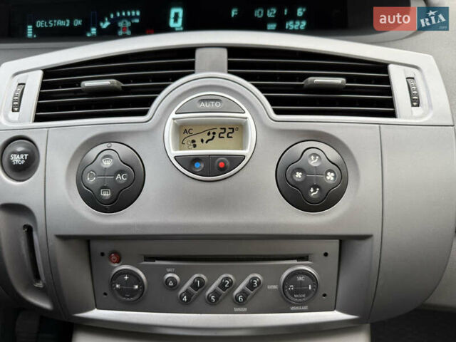 Серый Рено Сценик, объемом двигателя 1.6 л и пробегом 230 тыс. км за 5699 $, фото 42 на Automoto.ua