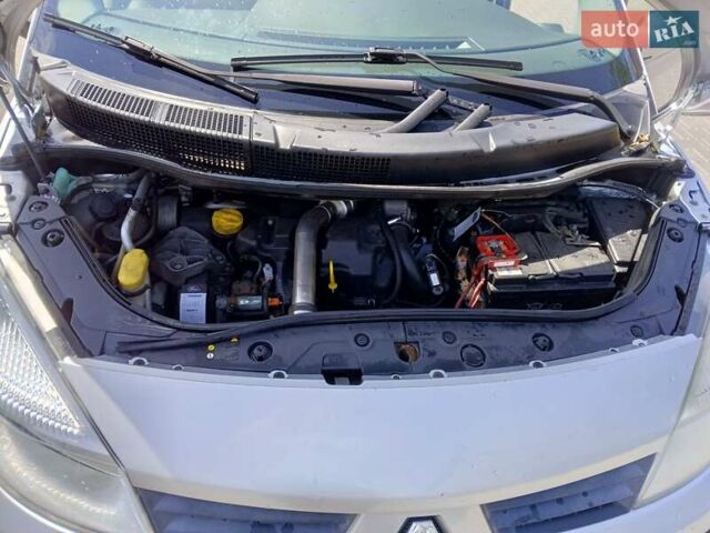 Серый Рено Сценик, объемом двигателя 1.46 л и пробегом 220 тыс. км за 4900 $, фото 14 на Automoto.ua