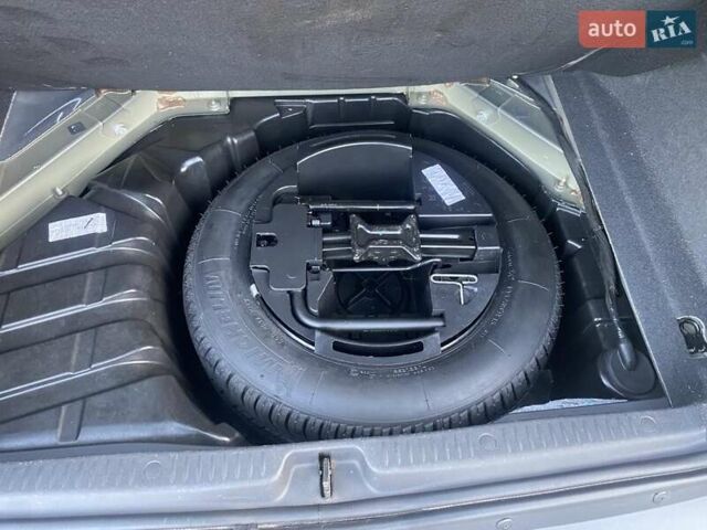 Сірий Рено Сценік, об'ємом двигуна 0 л та пробігом 204 тис. км за 5299 $, фото 109 на Automoto.ua