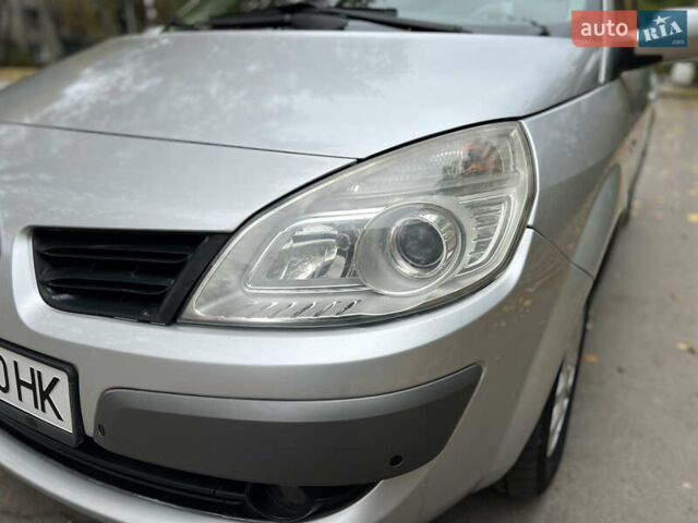 Рено Сценік 2007 у Житомирі на Automoto.ua Сірий Рено Сценік, об'ємом двигуна 1.9 л та пробігом 192 тис. км за 5200 $, фото 6 на Automoto.ua