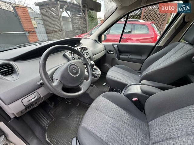 Сірий Рено Сценік, об'ємом двигуна 1.6 л та пробігом 188 тис. км за 4999 $, фото 9 на Automoto.ua