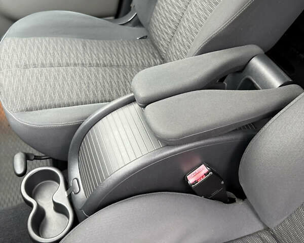 Серый Рено Сценик, объемом двигателя 1.6 л и пробегом 230 тыс. км за 5699 $, фото 40 на Automoto.ua