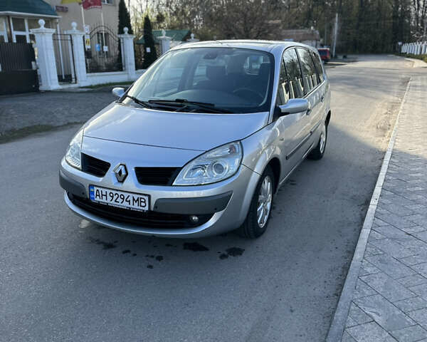 Серый Рено Сценик, объемом двигателя 1.6 л и пробегом 265 тыс. км за 4500 $, фото 2 на Automoto.ua