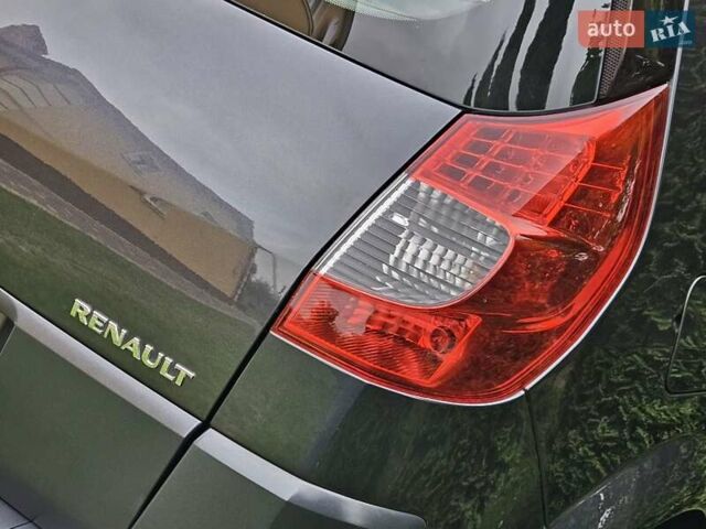 Серый Рено Сценик, объемом двигателя 1.6 л и пробегом 257 тыс. км за 4500 $, фото 27 на Automoto.ua
