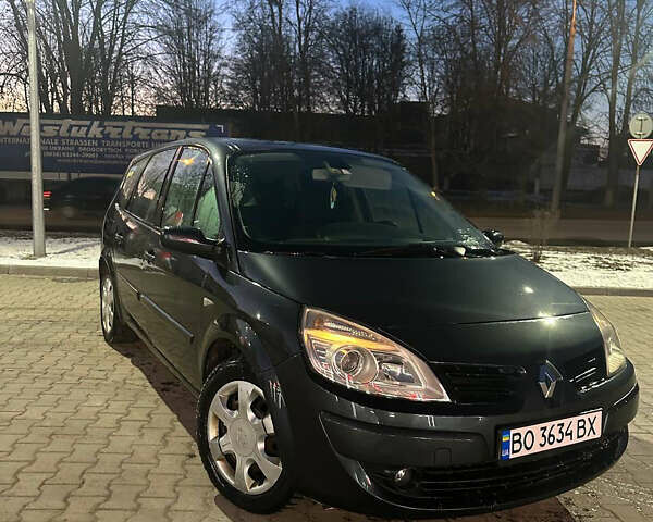 Серый Рено Сценик, объемом двигателя 2 л и пробегом 353 тыс. км за 4500 $, фото 3 на Automoto.ua