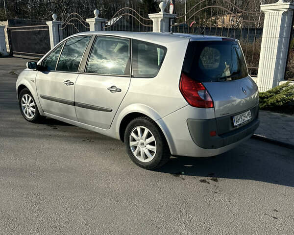 Серый Рено Сценик, объемом двигателя 1.6 л и пробегом 265 тыс. км за 4500 $, фото 10 на Automoto.ua