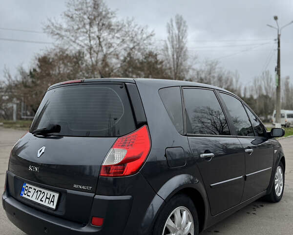 Серый Рено Сценик, объемом двигателя 1.98 л и пробегом 250 тыс. км за 5500 $, фото 3 на Automoto.ua