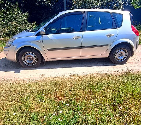 Серый Рено Сценик, объемом двигателя 1.6 л и пробегом 281 тыс. км за 4800 $, фото 3 на Automoto.ua