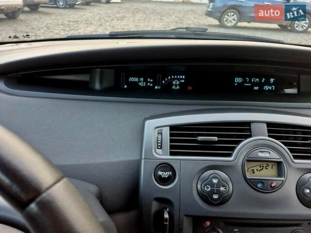 Серый Рено Сценик, объемом двигателя 1.6 л и пробегом 200 тыс. км за 4650 $, фото 18 на Automoto.ua