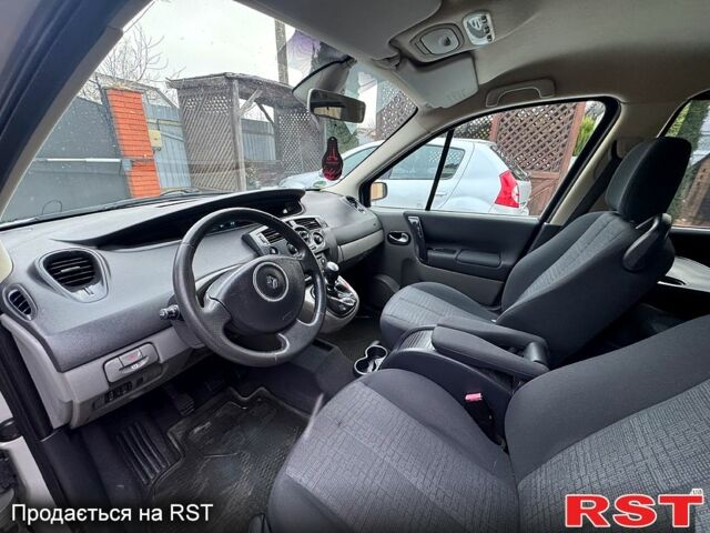 Серый Рено Сценик, объемом двигателя 1.6 л и пробегом 188 тыс. км за 4899 $, фото 12 на Automoto.ua