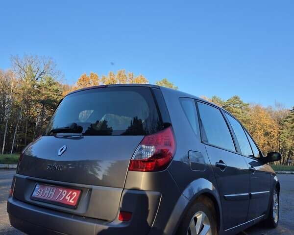 Серый Рено Сценик, объемом двигателя 1.6 л и пробегом 158 тыс. км за 5600 $, фото 17 на Automoto.ua