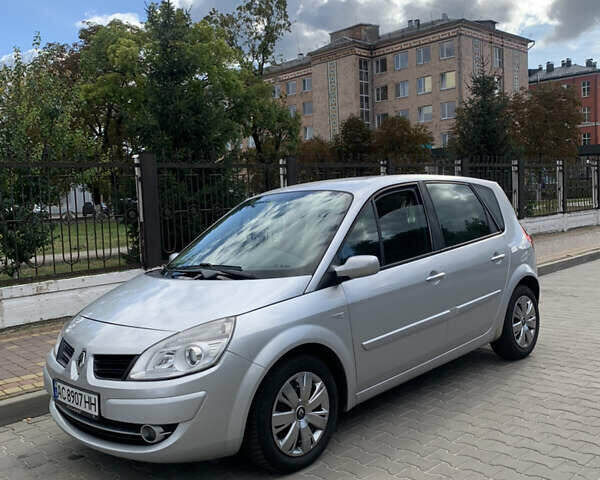 Серый Рено Сценик, объемом двигателя 2 л и пробегом 245 тыс. км за 5800 $, фото 3 на Automoto.ua
