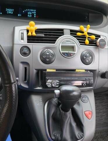 Серый Рено Сценик, объемом двигателя 1.87 л и пробегом 242 тыс. км за 5555 $, фото 8 на Automoto.ua