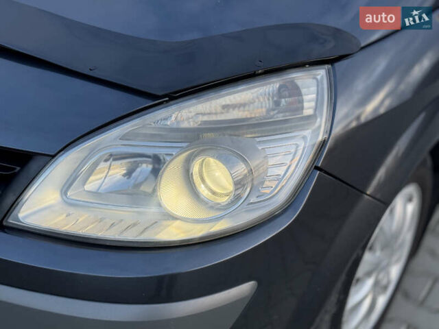 Рено Сценик 2008 в Летичеве на Automoto.ua Серый Рено Сценик, объемом двигателя 1.5 л и пробегом 270 тыс. км за 5299 $, фото 24 на Automoto.ua