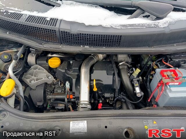 Серый Рено Сценик, объемом двигателя 1.5 л и пробегом 185 тыс. км за 5850 $, фото 2 на Automoto.ua