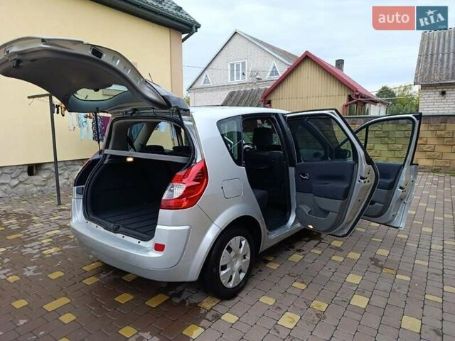 Серый Рено Сценик, объемом двигателя 1.6 л и пробегом 221 тыс. км за 5850 $, фото 19 на Automoto.ua