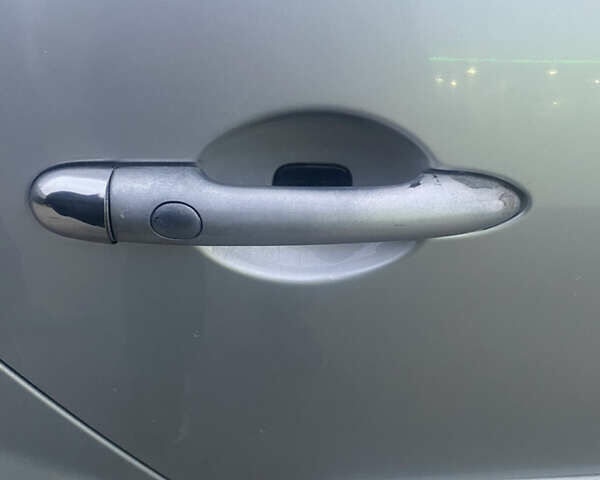 Сірий Рено Сценік, об'ємом двигуна 1.5 л та пробігом 340 тис. км за 5500 $, фото 27 на Automoto.ua