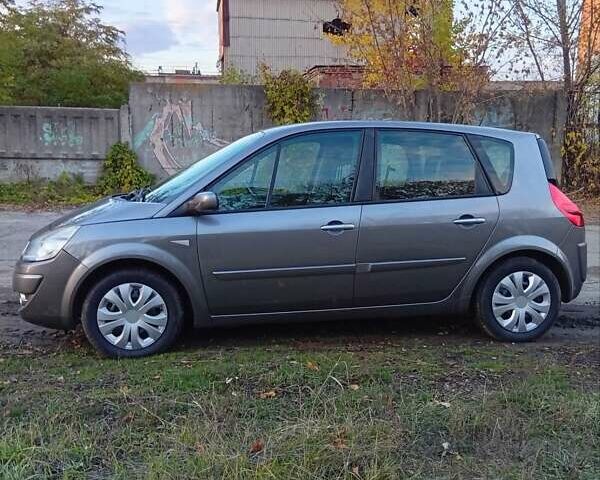 Рено Сценик 2008 в Полтаве на Automoto.ua Серый Рено Сценик, объемом двигателя 2 л и пробегом 193 тыс. км за 5499 $, фото 8 на Automoto.ua