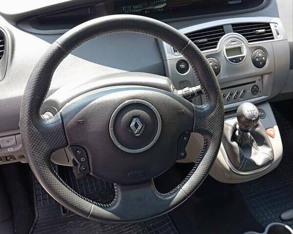 Сірий Рено Сценік, об'ємом двигуна 0 л та пробігом 206 тис. км за 6099 $, фото 13 на Automoto.ua