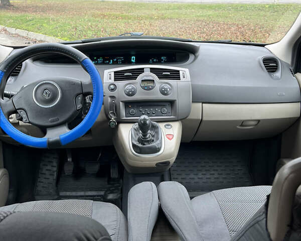 Сірий Рено Сценік, об'ємом двигуна 1.5 л та пробігом 280 тис. км за 4699 $, фото 8 на Automoto.ua