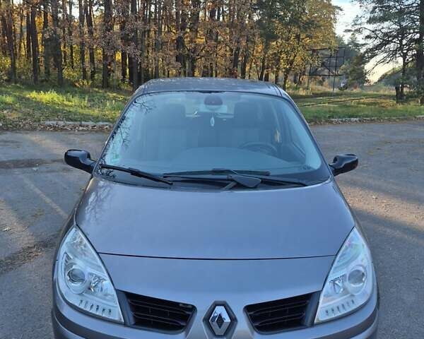 Серый Рено Сценик, объемом двигателя 1.6 л и пробегом 158 тыс. км за 5600 $, фото 3 на Automoto.ua