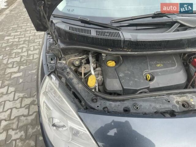 Сірий Рено Сценік, об'ємом двигуна 1.46 л та пробігом 175 тис. км за 6899 $, фото 103 на Automoto.ua