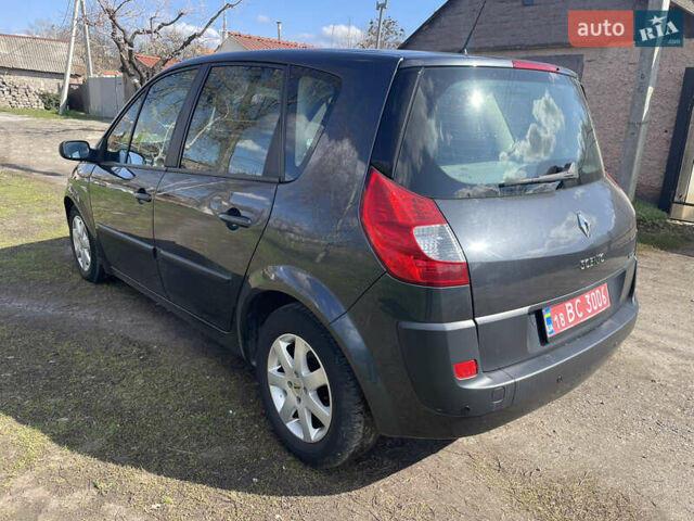 Серый Рено Сценик, объемом двигателя 1.6 л и пробегом 210 тыс. км за 5200 $, фото 4 на Automoto.ua