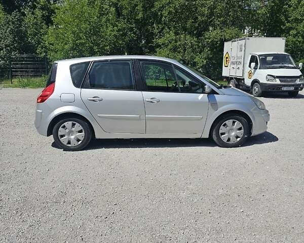 Сірий Рено Сценік, об'ємом двигуна 1.6 л та пробігом 236 тис. км за 5800 $, фото 4 на Automoto.ua