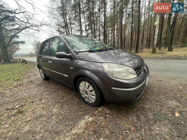Серый Рено Сценик, объемом двигателя 2 л и пробегом 250 тыс. км за 4500 $, фото 5 на Automoto.ua