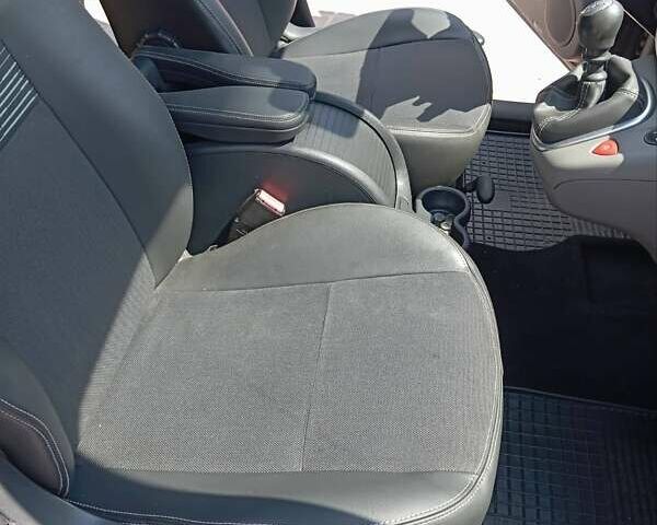 Сірий Рено Сценік, об'ємом двигуна 0 л та пробігом 206 тис. км за 6099 $, фото 1 на Automoto.ua