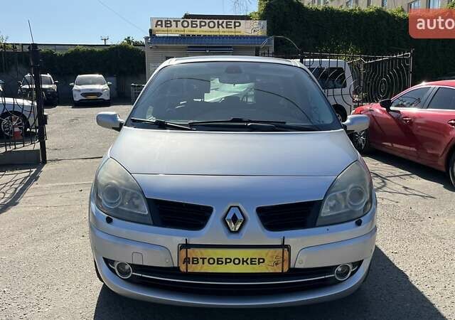Серый Рено Сценик, объемом двигателя 2 л и пробегом 282 тыс. км за 6990 $, фото 1 на Automoto.ua