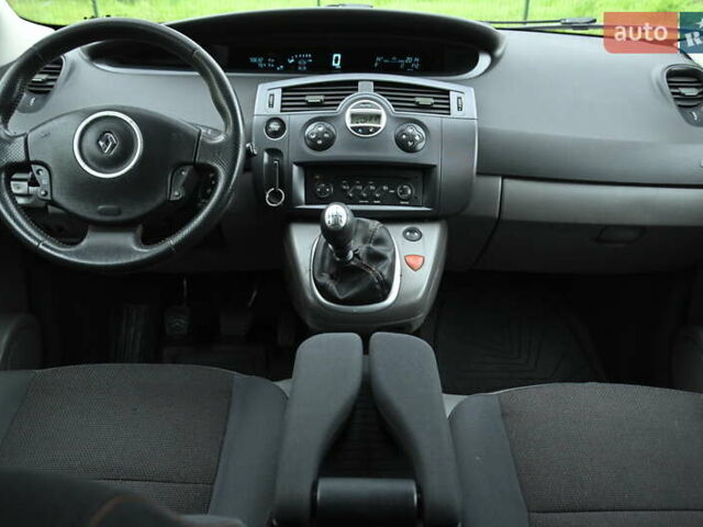 Серый Рено Сценик, объемом двигателя 1.9 л и пробегом 270 тыс. км за 5300 $, фото 39 на Automoto.ua