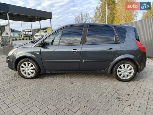 Рено Сценик 2008 в Львове на Automoto.ua Серый Рено Сценик, объемом двигателя 2 л и пробегом 300 тыс. км за 3800 $, фото 9 на Automoto.ua