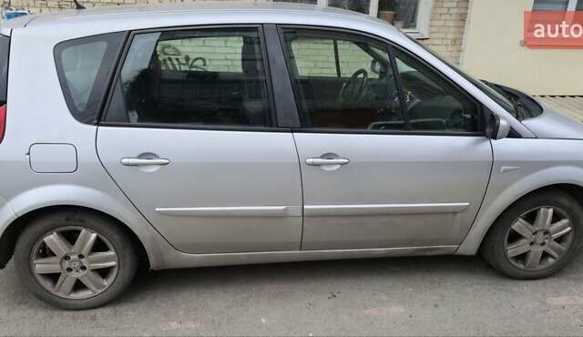 Серый Рено Сценик, объемом двигателя 1.87 л и пробегом 242 тыс. км за 5555 $, фото 2 на Automoto.ua