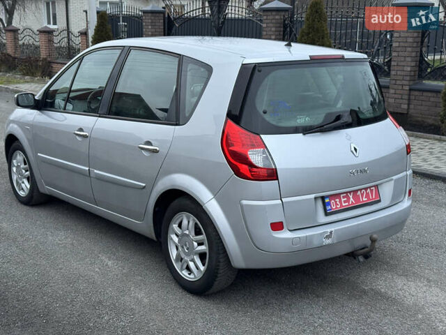Серый Рено Сценик, объемом двигателя 1.99 л и пробегом 227 тыс. км за 4900 $, фото 6 на Automoto.ua