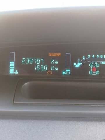 Серый Рено Сценик, объемом двигателя 1.6 л и пробегом 239 тыс. км за 5800 $, фото 12 на Automoto.ua