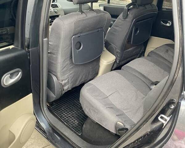 Сірий Рено Сценік, об'ємом двигуна 1.5 л та пробігом 280 тис. км за 6000 $, фото 4 на Automoto.ua