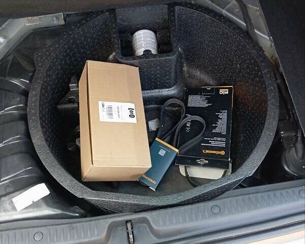 Сірий Рено Сценік, об'ємом двигуна 0 л та пробігом 206 тис. км за 6099 $, фото 17 на Automoto.ua