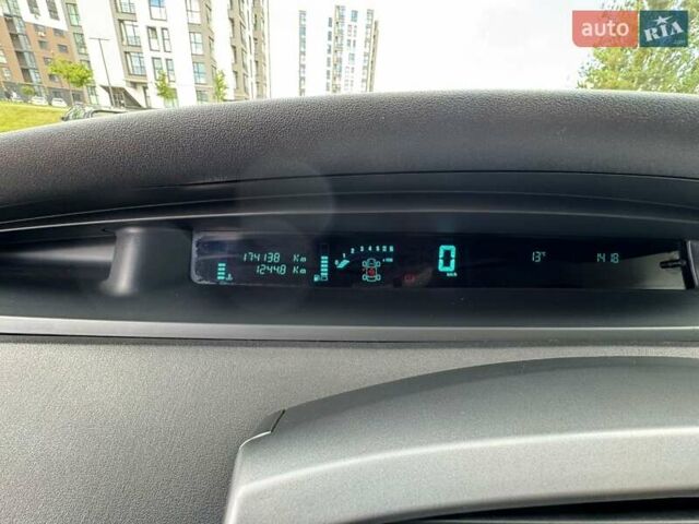 Серый Рено Сценик, объемом двигателя 2 л и пробегом 174 тыс. км за 5750 $, фото 11 на Automoto.ua
