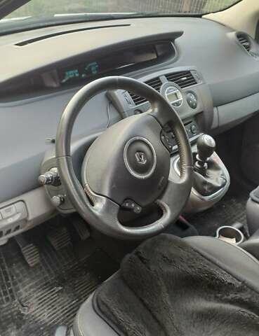 Серый Рено Сценик, объемом двигателя 1.5 л и пробегом 250 тыс. км за 6300 $, фото 7 на Automoto.ua