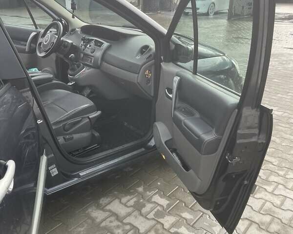 Сірий Рено Сценік, об'ємом двигуна 1.46 л та пробігом 175 тис. км за 6899 $, фото 71 на Automoto.ua