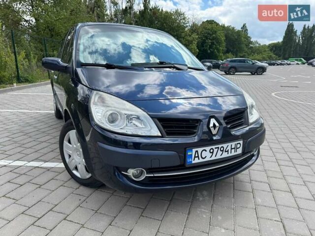 Серый Рено Сценик, объемом двигателя 2 л и пробегом 174 тыс. км за 5750 $, фото 1 на Automoto.ua