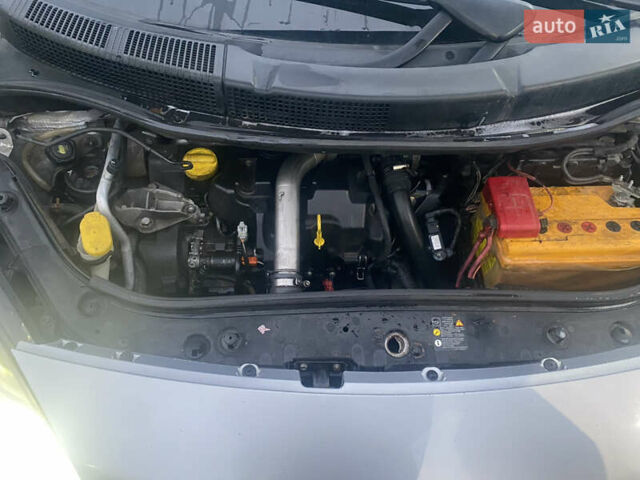 Сірий Рено Сценік, об'ємом двигуна 1.5 л та пробігом 340 тис. км за 5500 $, фото 30 на Automoto.ua