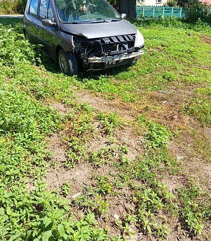 Серый Рено Сценик, объемом двигателя 1.5 л и пробегом 138 тыс. км за 3600 $, фото 1 на Automoto.ua