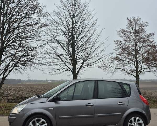 Серый Рено Сценик, объемом двигателя 1.6 л и пробегом 160 тыс. км за 5800 $, фото 16 на Automoto.ua