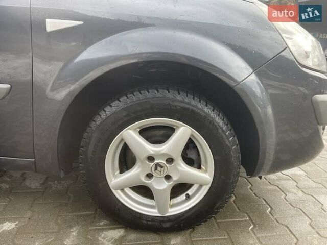 Сірий Рено Сценік, об'ємом двигуна 1.46 л та пробігом 175 тис. км за 6899 $, фото 14 на Automoto.ua