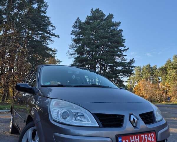 Серый Рено Сценик, объемом двигателя 1.6 л и пробегом 158 тыс. км за 5600 $, фото 2 на Automoto.ua